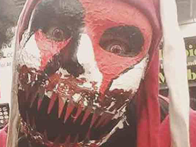 Professional Halloween ‘Haunters’ Channel Method Acting To Deliver Real Scares
